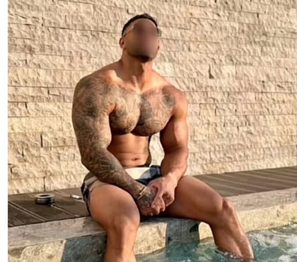  Escorts & Erotic Massage Bradford City Centre Bradford - Photos for British Pakistani Gym Freak😈😈