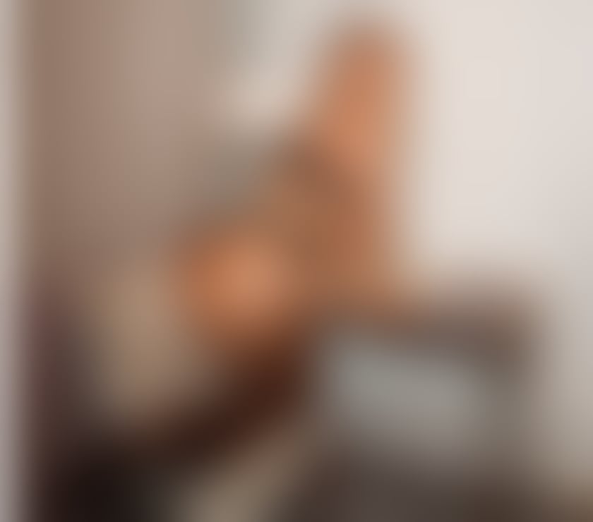 Escorts Essex Brentwood - Photos for Blonde, Blue eyed, British, Busty babe!