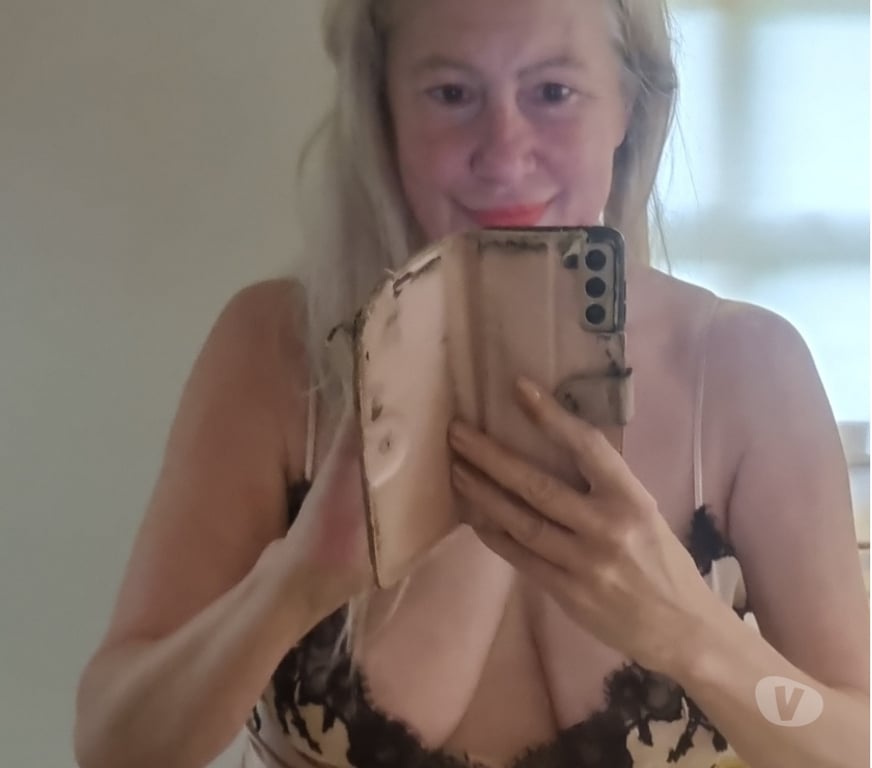 Escorts Dundee Dundee City Centre - Dundee - Photos for Foxy Scotland age 57, English escort milf Monifieth