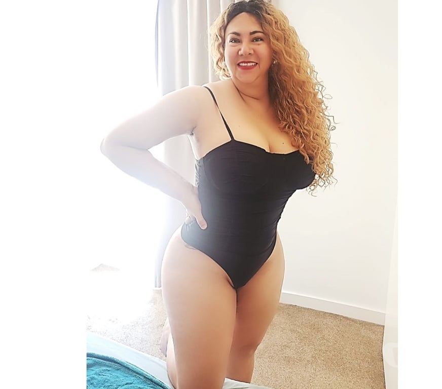 Escorts East London Pontoon Dock - DLR Station - East London - Photos for 🔥🔥 Laura Blonde Latina in Pontoon Dock 💋🍑