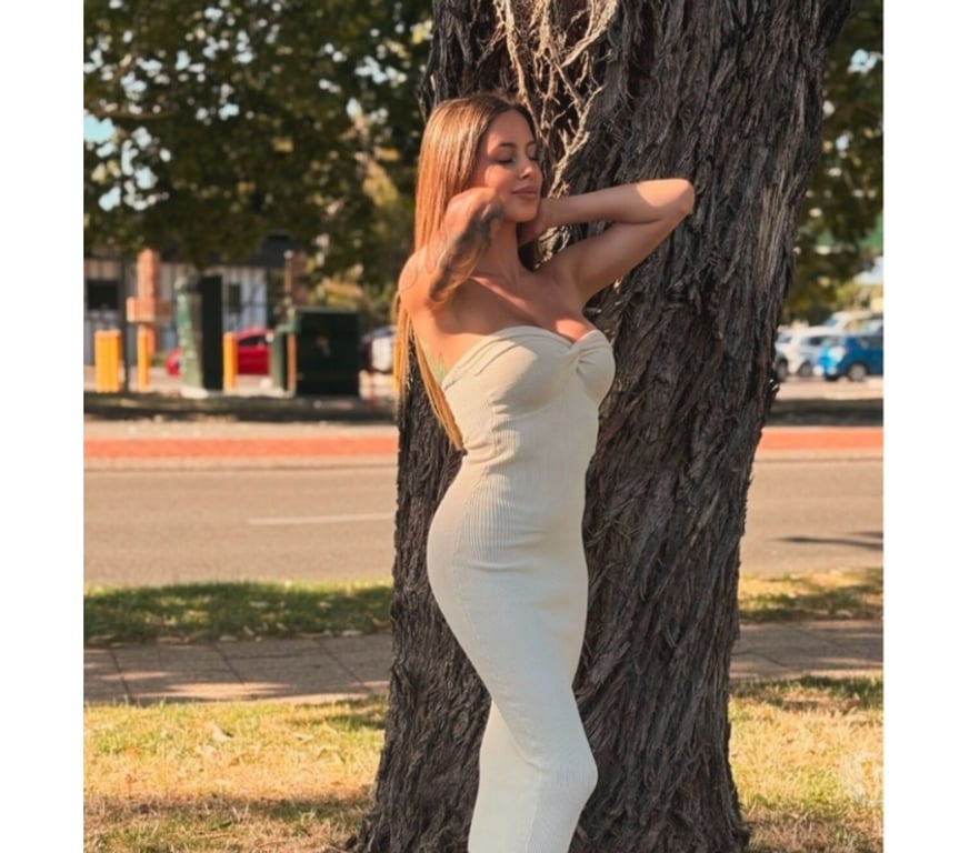 Escorts Essex Thurrock - Essex - Photos for Lola new party girl
