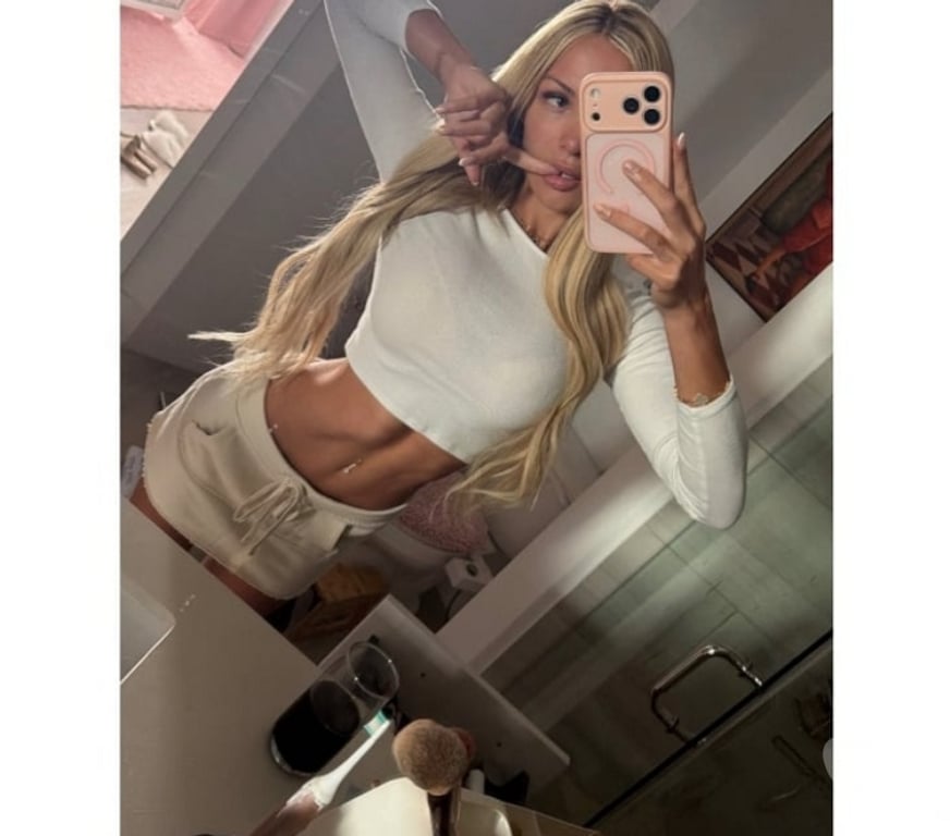 Escorts Merseyside Wirral - Photos for Sexy Sarah❤️ only outcall.Gfe, kiss, owo