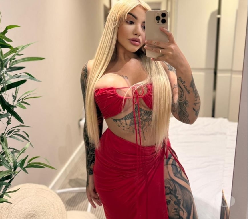 Escorts West Midlands Birmingham - Photos for tattooed Brazilian with big butt and thin waist. (PIC REAL)