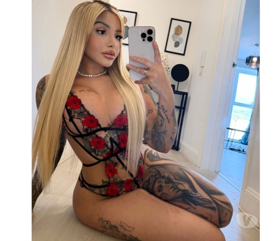 Escorts West Midlands Birmingham - Photos for tattooed Brazilian with big butt and thin waist. (PIC REAL)