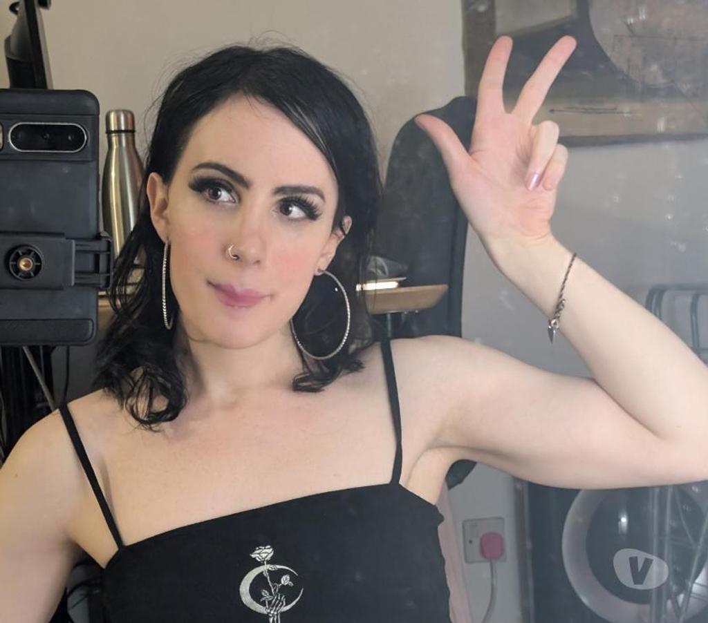 Trans Escorts East Sussex Brighton - Photos for Fit American Trans Girl