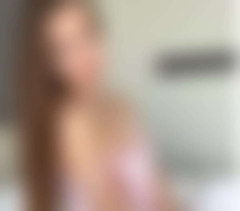 Escorts Essex Southend-on-Sea - Photos for ELEGANT LADIES AVAILABE TO VISIT YOU FOR OUTCALL TONIGHT