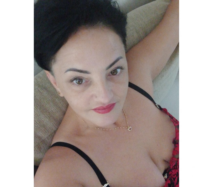 Escorts Buckinghamshire Milton Keynes - Photos for Hi,i'm Ella ❤️❤️❤️milf,party girl