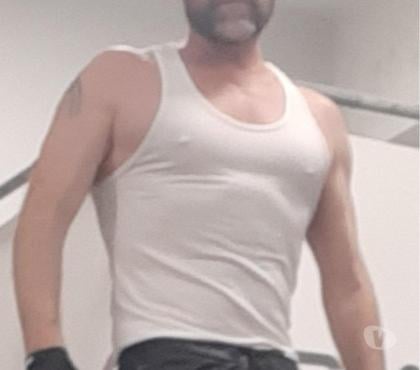 Gay escorts Grantham South Kesteven - Photos for Muscle Masseur For Mature Men