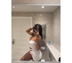 Exotic party girl new in Hammersmith station