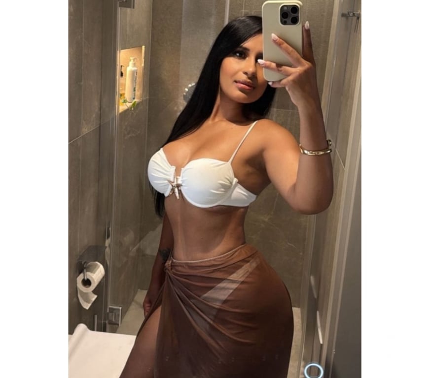 Escorts East London Canary Wharf - East London - Photos for SEXY DANI FERRARI 🔥