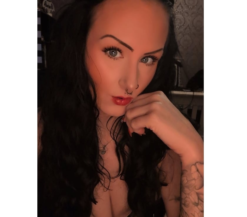 Adult Entertainment South Yorkshire Sheffield - Photos for 🖤 Goth Goddess 🖤 07761960878 video calls texting