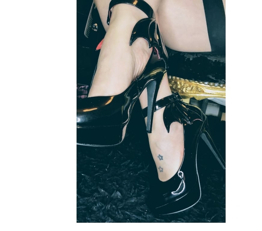 Adult Entertainment South Yorkshire Sheffield - Photos for 🖤 Goth Goddess 🖤 07761960878 video calls texting