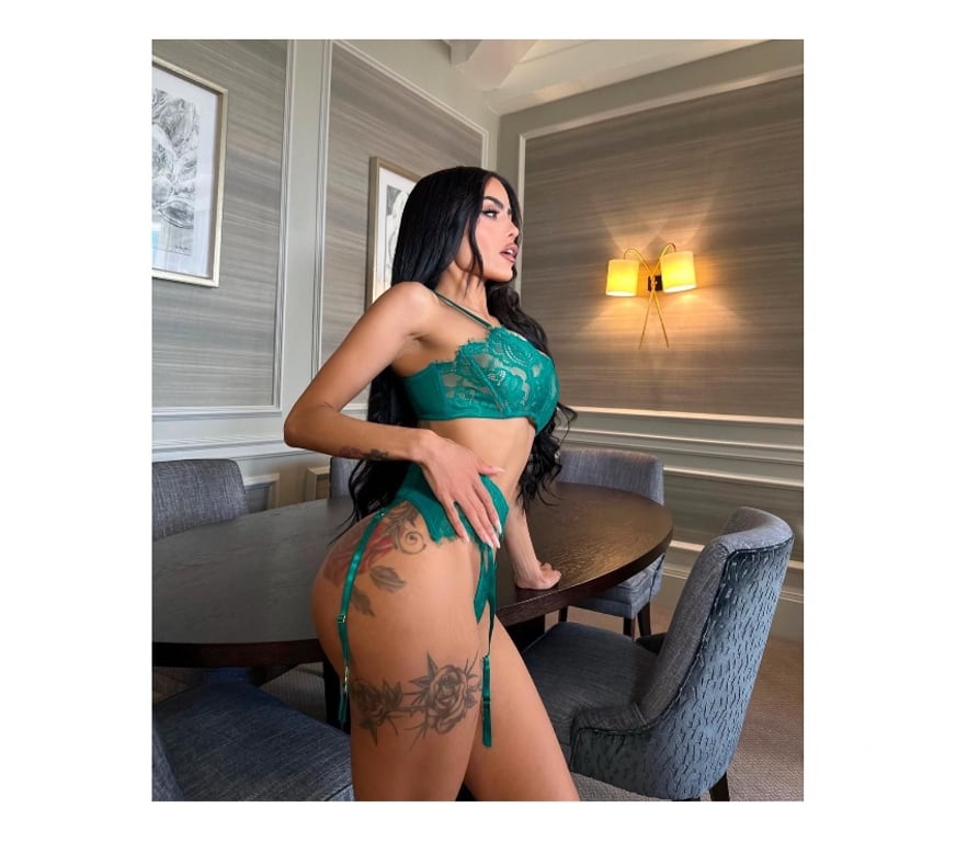 Escorts East London East Ham Station - East London - Photos for 💋YOUNG & BEAUTIFUL- NEW IN TOWN 💋 CALL ME