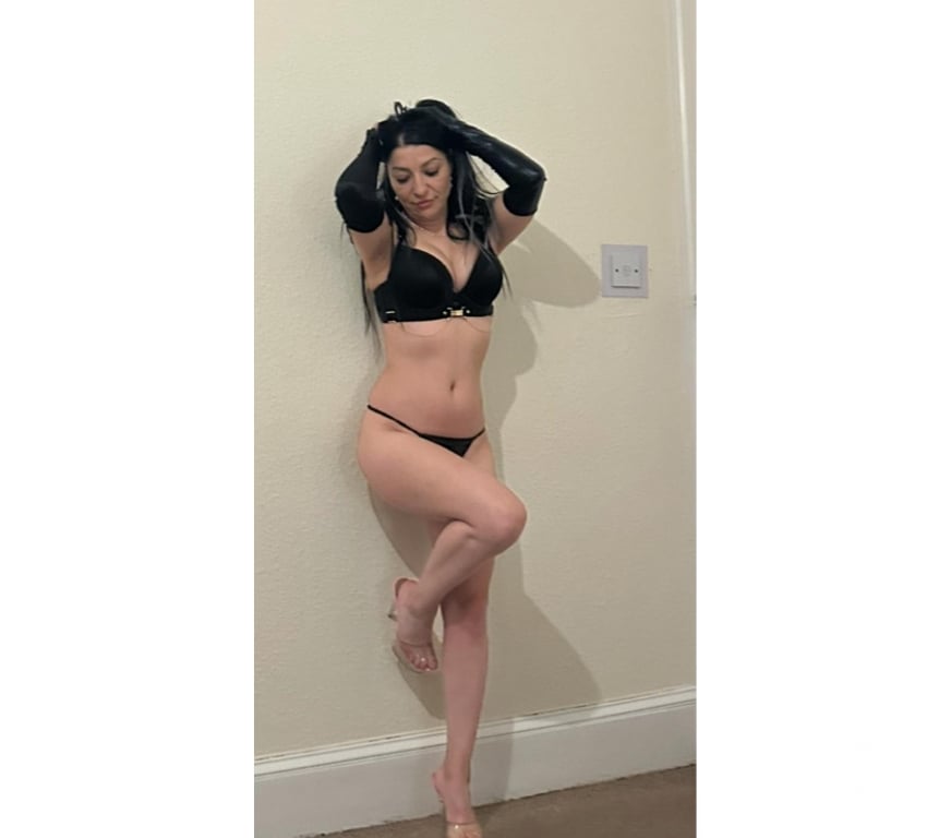 Escorts Perth and Kinross Perth - Perth and Kinross - Photos for Hello Isabell new girl in your Town 🥰