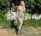 London Fields Station - East London — i'm Khloe, Natural +44 7741 580283