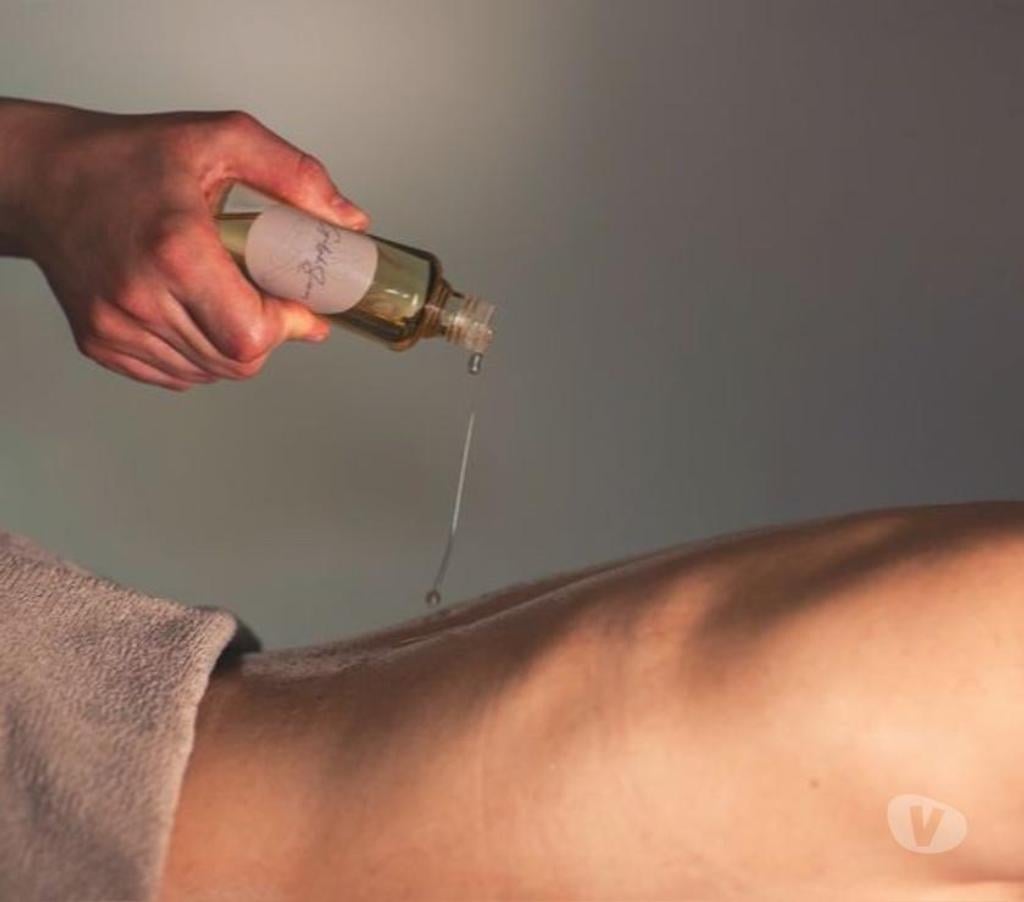 Full body massage Greater Manchester Oldham - Photos for Professional Body Massage - Male Masseur