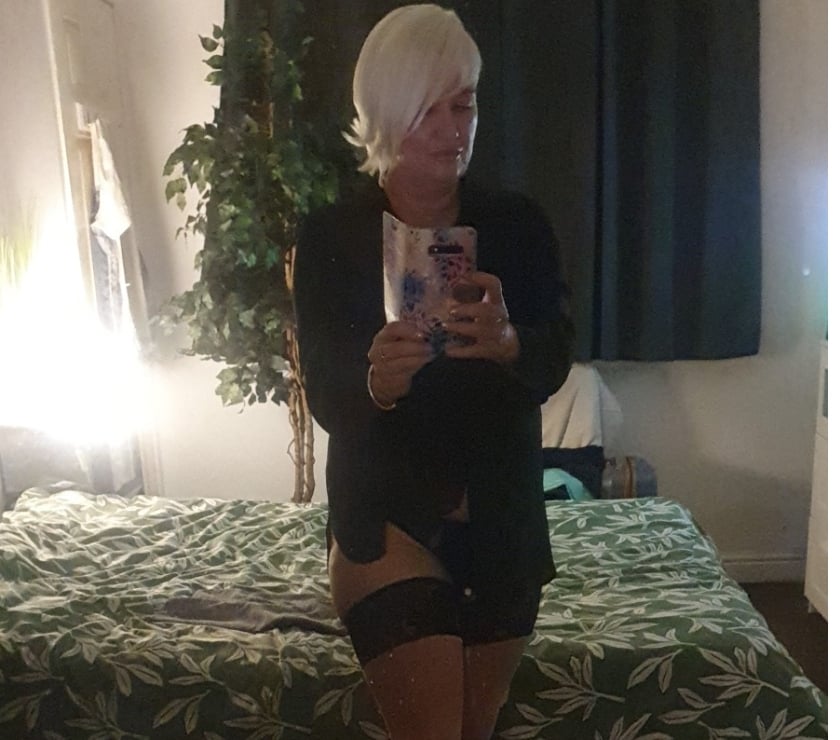  Escorts & Erotic Massage Swinton Salford - Photos for English blonde sexy ellamarie 😍😘😍