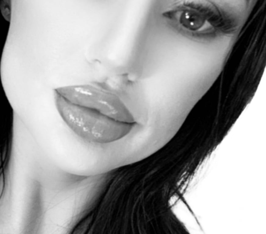 Adult Entertainment Edinburgh Edinburgh - Edinburgh - Photos for Miss Mia 🫦 ✅ WhatsApp! 07591126352