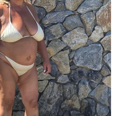  Escorts & Erotic Massage Hatfield Welwyn Hatfield - Photos for MATURE BUSTY BLONDE