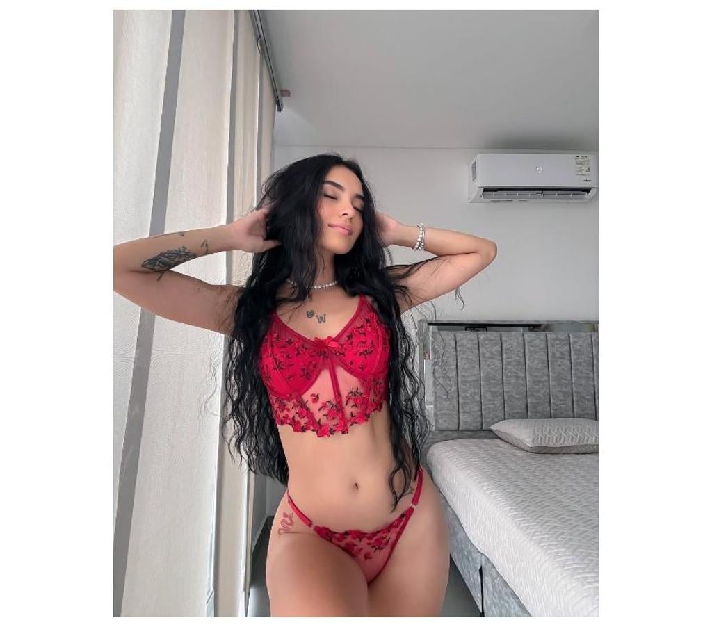 Escorts South West London Battersea - South West London - Photos for Petite Ludmila🍭🥂SWEET PARTY GIRL🔥FULL SERVICE