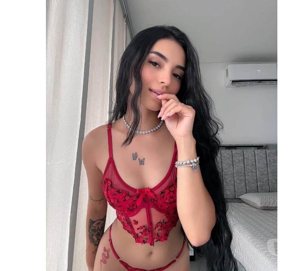 Escorts South West London Battersea - South West London - Photos for Petite Ludmila🍭🥂SWEET PARTY GIRL🔥FULL SERVICE