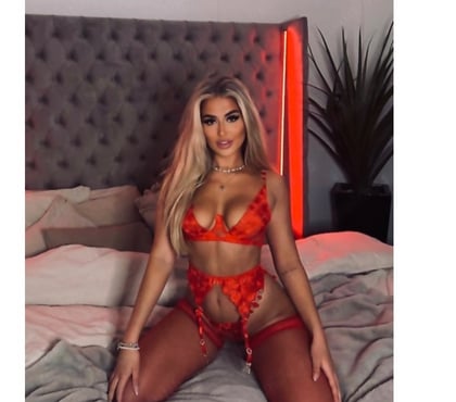 Escorts Northolt Ealing - Photos for SARAH❤️ NEW PARTY GIRL💯🍾 SEXY ASS