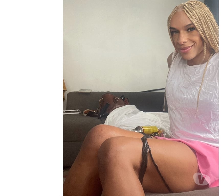 Trans Escorts South West London Battersea - South West London - Photos for British Born Bottle Blonde Brummie