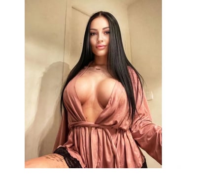  Escorts Warrington Town Centre Warrington - Photos for ELLA INCALL 🔛 OUTCALL PARTY