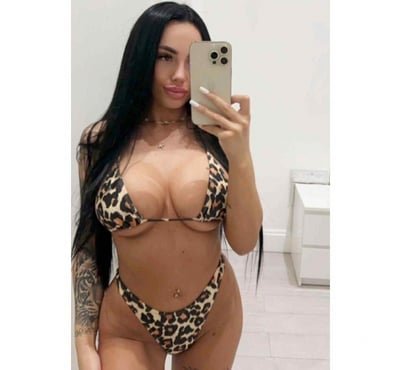  Escorts Warrington Town Centre Warrington - Photos for ELLA INCALL 🔛 OUTCALL PARTY