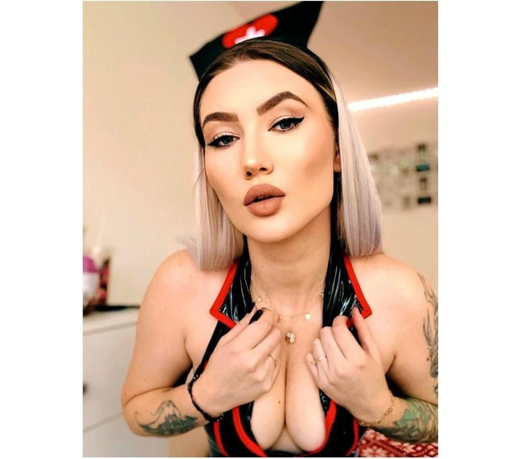 Escorts North Lanarkshire Coatbridge - North Lanarkshire - Photos for DUO 🔞SWEET AND INNOCENT🫠 DEVIL 😈❤️‍🔥💦