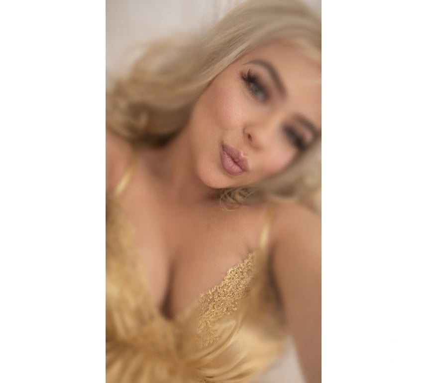 Escorts West Northamptonshire Northampton - West Northamptonshire - Photos for 🔥❤️‍🔥NATASHA💋SEXY BRIDE💋SnowBUNNY