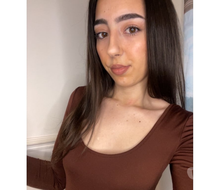 Adult Entertainment Central London London Bridge Station - Central London - Photos for PETITE BRUNETTE GODDESS 🤍WHATSAPP ONLY🤍
