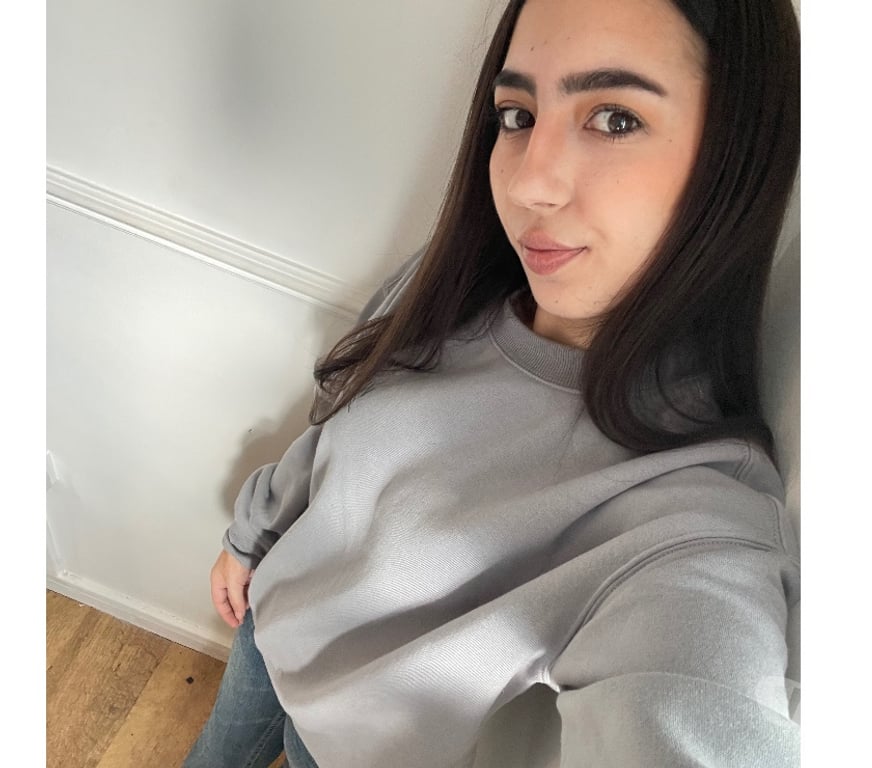 Adult Entertainment Central London London Bridge Station - Central London - Photos for PETITE BRUNETTE GODDESS 🤍WHATSAPP ONLY🤍