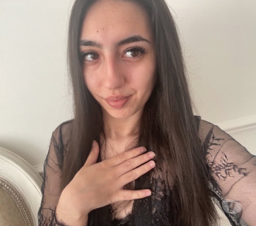 Adult Entertainment Central London London Bridge Station - Central London - Photos for Petite goddess 🤍 Girl Next Door 🤍Daily on WhatsApp