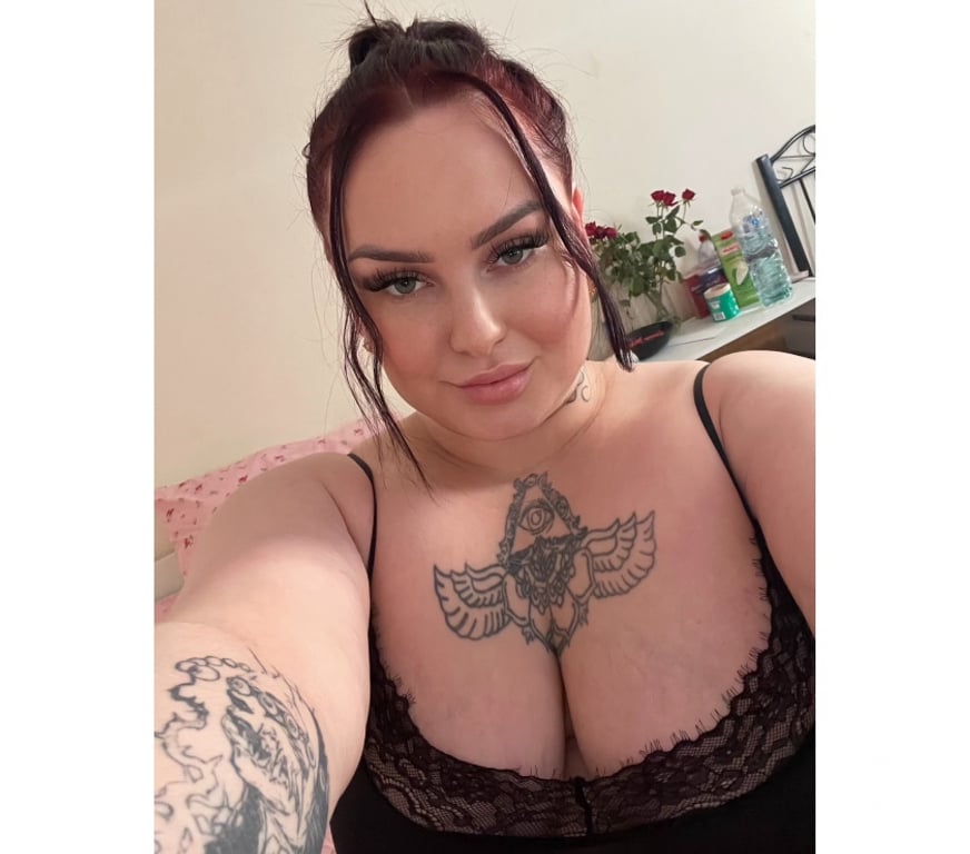 Escorts South East London Greenwich - South East London - Photos for Juicy BBW Bianca Xxxx With a fat ass x