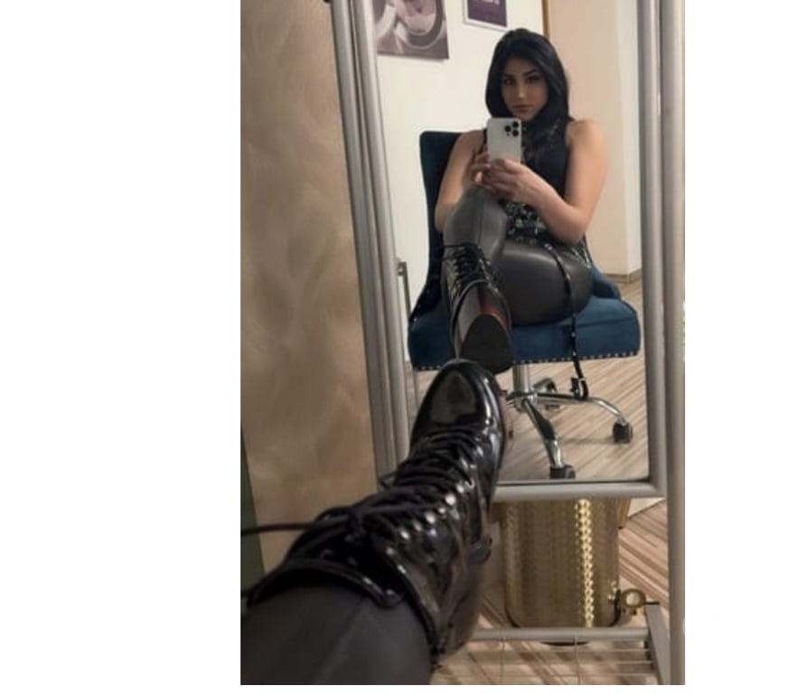 Escorts Glasgow Barrhead - Glasgow - Photos for 🍀mistress🍀in your area