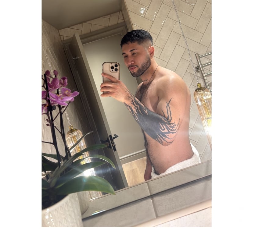  Gay massage East London Canary Wharf - East London - Photos for Sexy Colombian guy 🔥💬 INCALL or OUTCALL