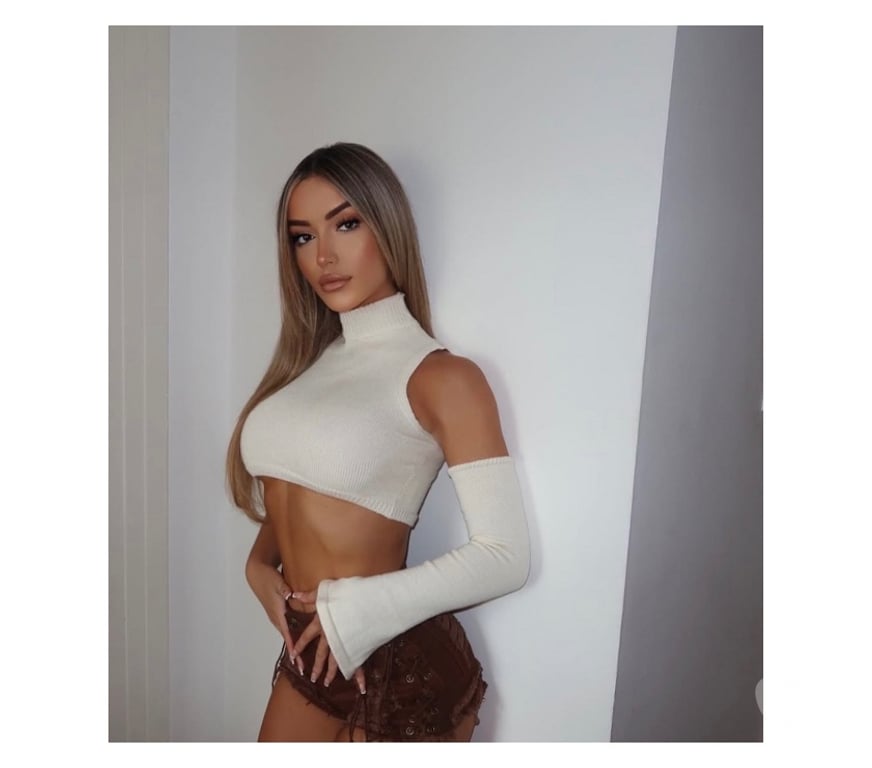 Escorts Central London Mayfair - Central London - Photos for 🍒NAUGHTY CHRIS 🪩 🔝HOTTEST BRUNETTE 🔝PARTY