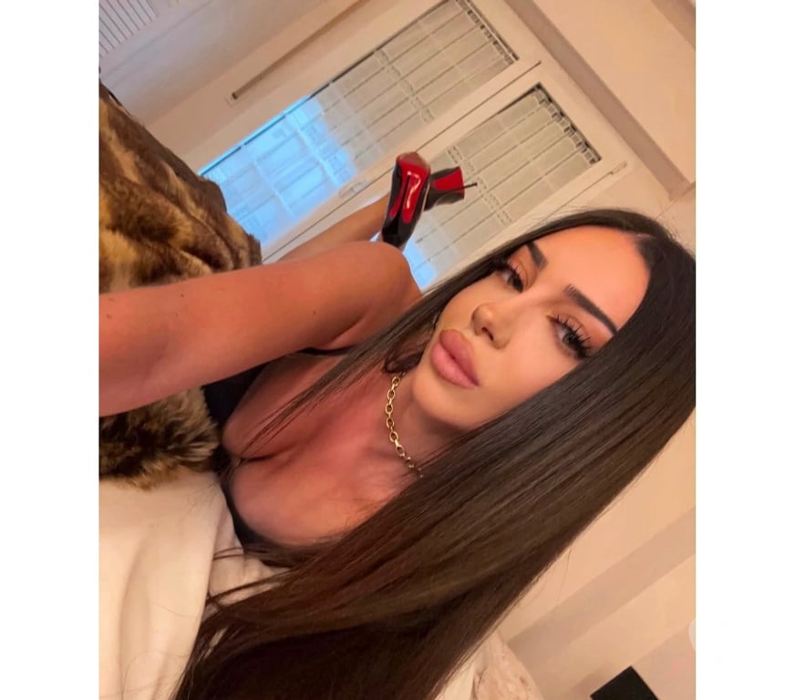 Escorts Central London Mayfair - Central London - Photos for 🍒NAUGHTY CHRIS 🪩 🔝HOTTEST BRUNETTE 🔝PARTY