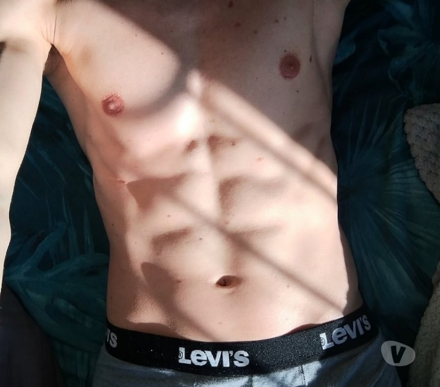  Gay massage East London Plaistow Station - East London - Photos for Tantric massage in E13 area