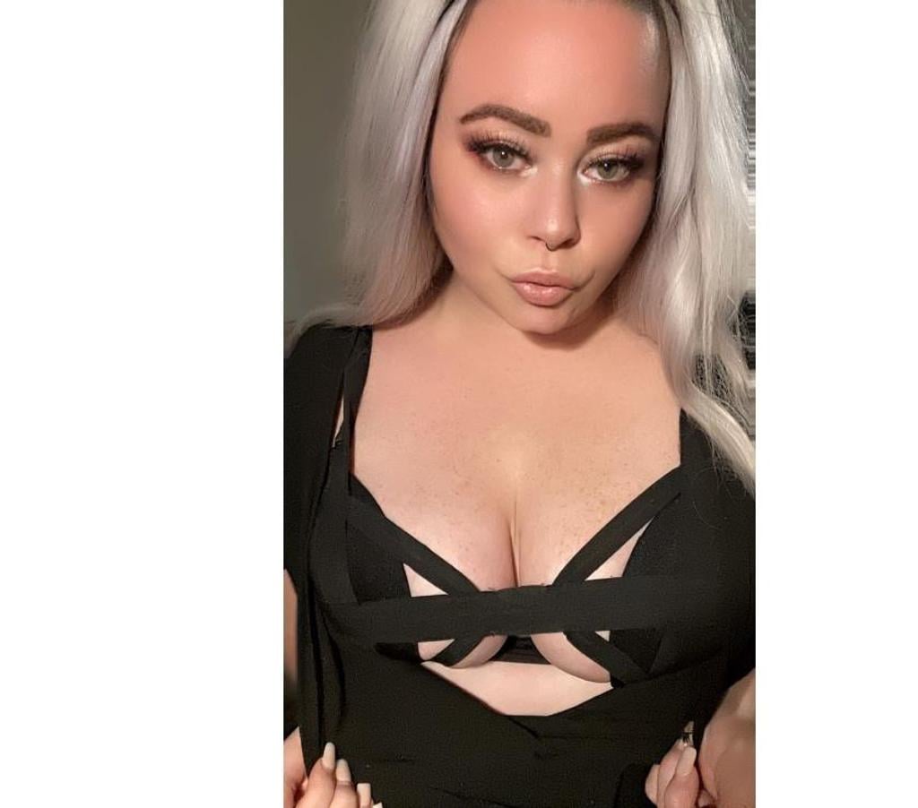 Escorts Peterborough Alwalton - Peterborough - Photos for Genuine English independent escort blonde curvy sexy BBW