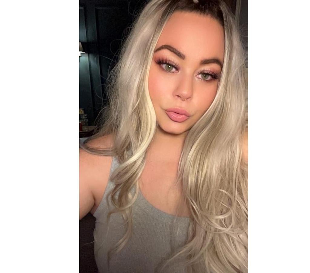Escorts Peterborough Alwalton - Peterborough - Photos for Genuine English independent escort blonde curvy sexy BBW