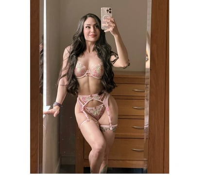 Escorts Maidenhead Windsor and Maidenhead - Photos for SOPHIE 🔥🥳PARTY GIRL🔥🥳 HOT SERVICE