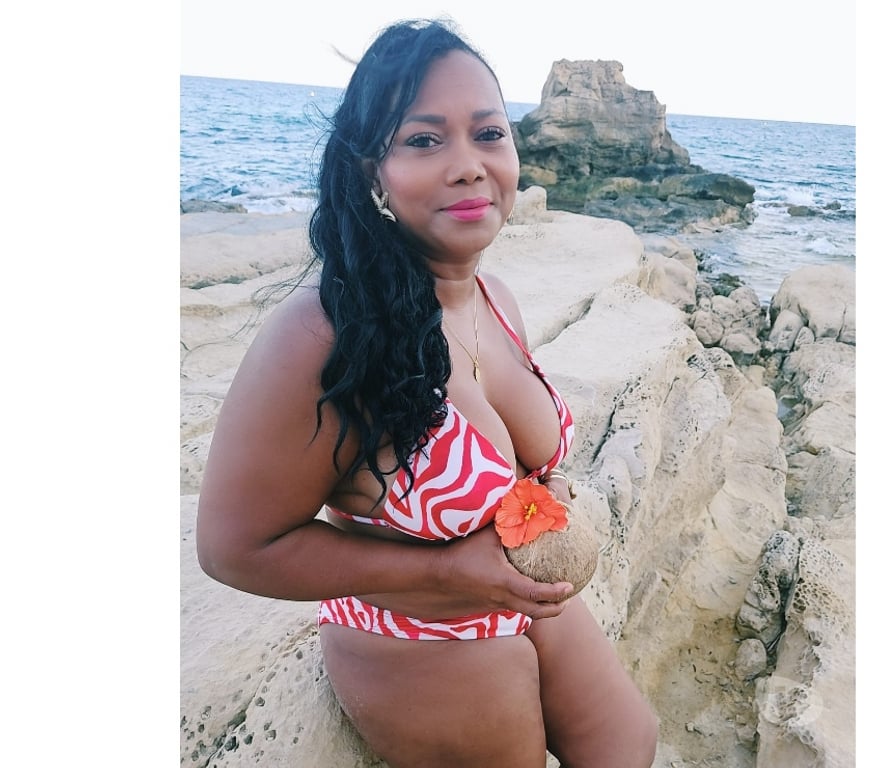 Escorts East London Stratford International - DLR Station - East London - Photos for Rossi very Hot in Stratford 07732189979