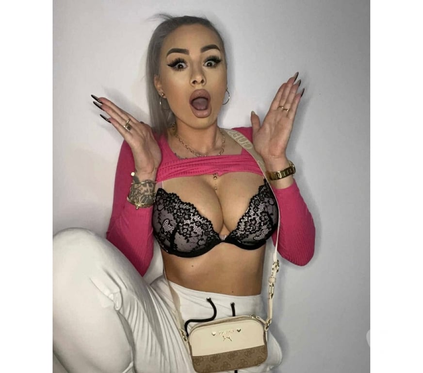 Escorts South East London Woolwich - South East London - Photos for Maya Party Girls⭐️Best Owo⭐️