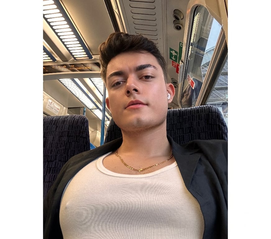  Gay massage Belfast Belfast City Centre (South) - Belfast - Photos for 😈🔥 MAT BRAZILIAN HIGH CLASS BOY 🔥😈