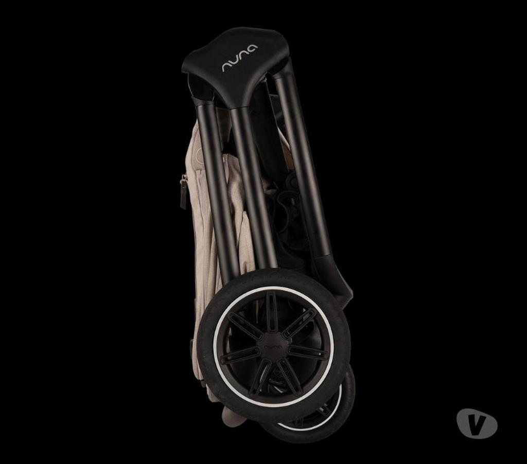 Used baby clothes Cornwall London Apprentice - Cornwall - Photos for Nuna TRIV Next Generation Cari Bundle