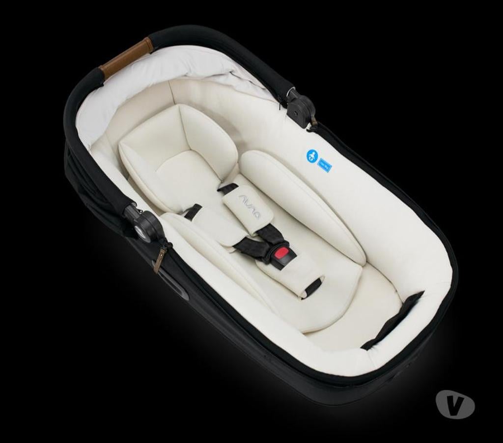 Used baby clothes Cornwall London Apprentice - Cornwall - Photos for Nuna TRIV Next Generation Cari Bundle