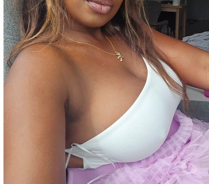 Escorts Gravesend Gravesham - Photos for Black girls Ebony Relaxing massage Kent. NO RUSH