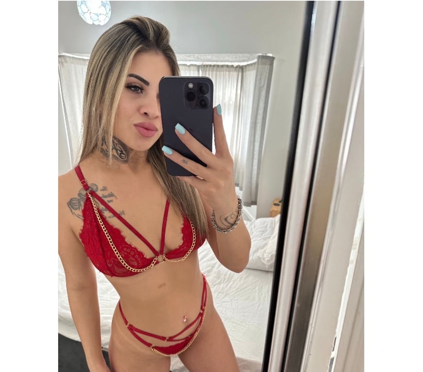 Escorts North West London Hendon Central - North West London - Photos for 🇧🇷ELEGANT NORTH LONDON BEAUTY 🔞 PRICILIA 😘